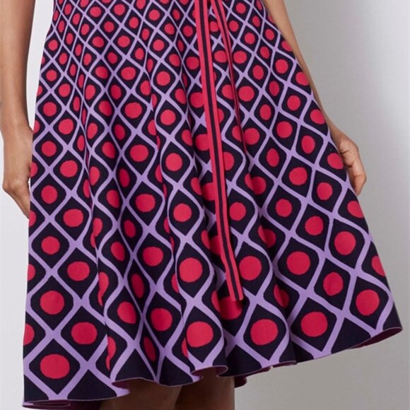 Carlisle "Cosmopolitan" Knit Dress, Size S. Excellent Condition. Missing Belt - Picture 4 of 4